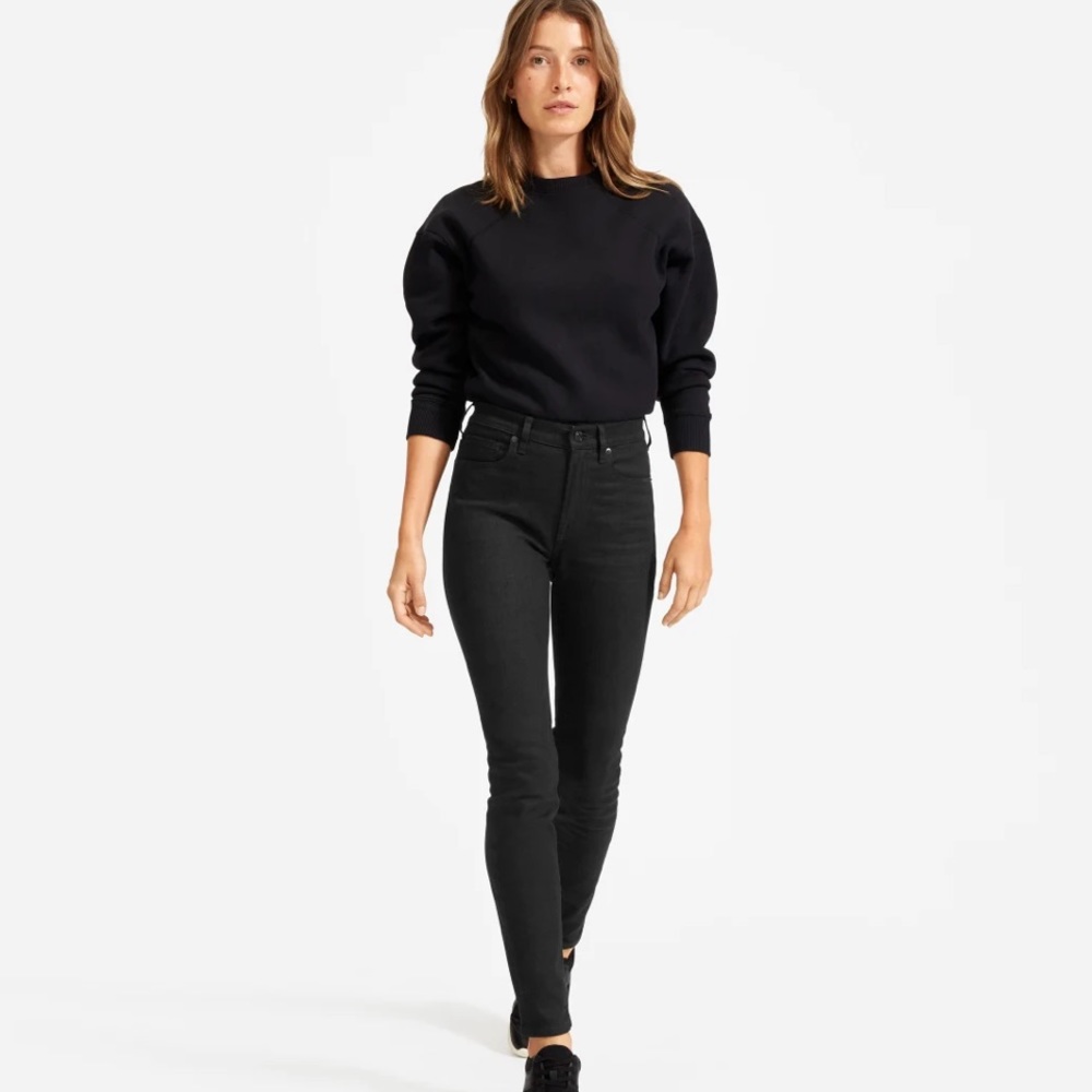 Everlane high-rise skinny Jean, size 28. Black.